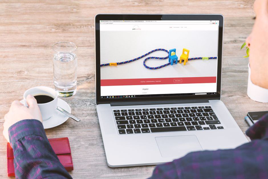 Thiết kế website và xây dựng thương hiệu online Thiết kế website và xây dựng thương hiệu online